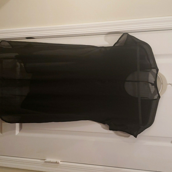 Summer beach cover up - Picture 2 of 4